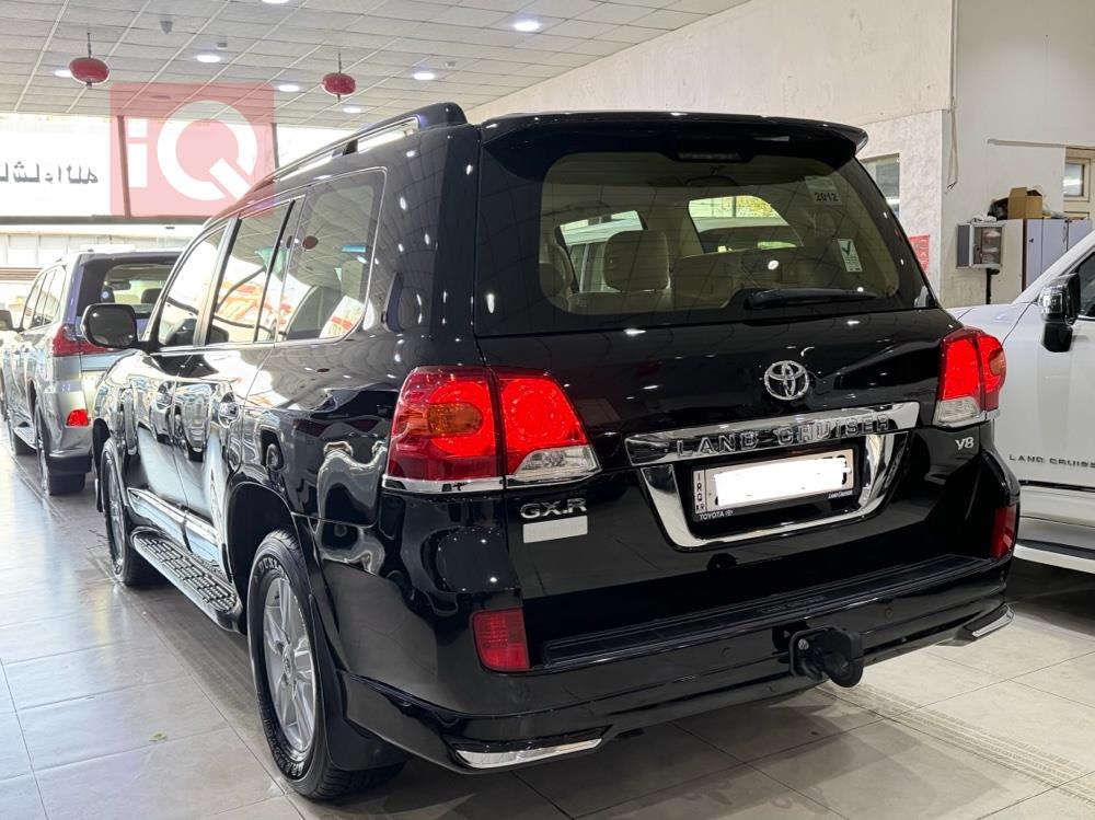 تويوتا لاندكروزر